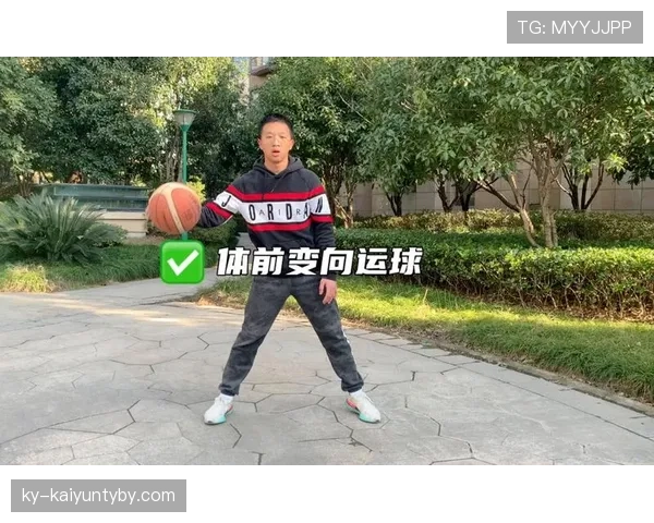 新手教学：运球变向时如何避免违例，有哪些必须遵守的规则？